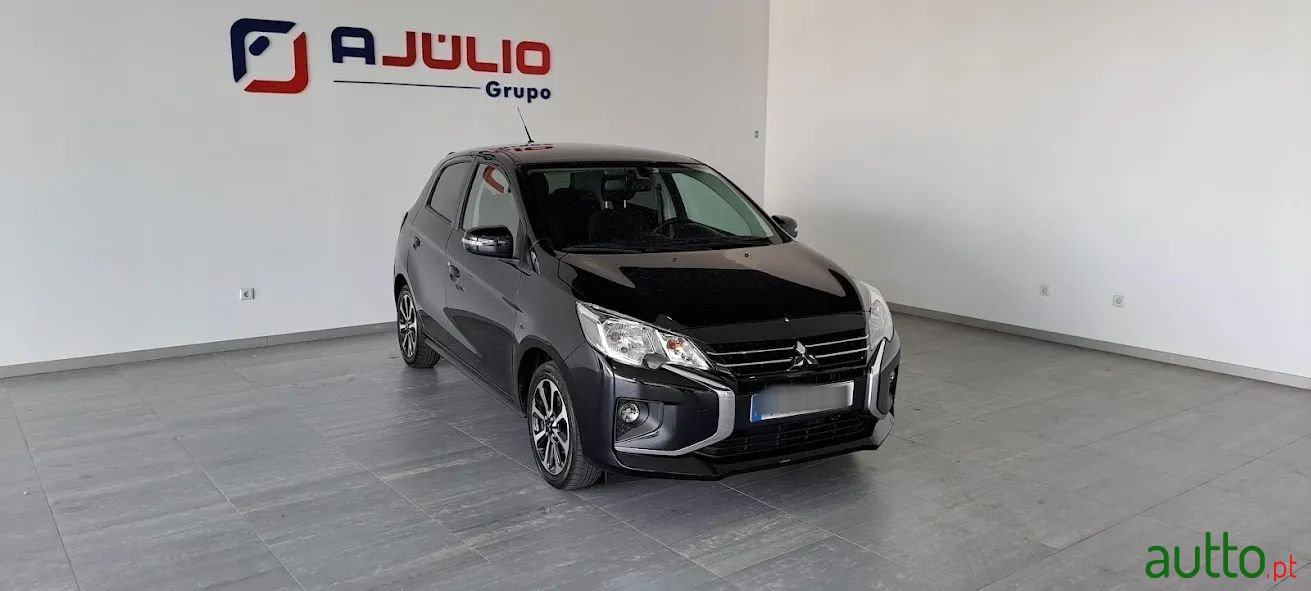 2022' Mitsubishi Space Star photo #1