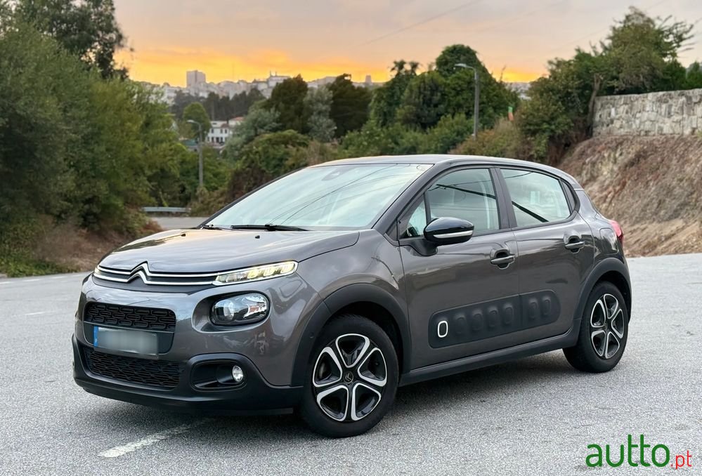 2020' Citroen C3 1.2 Puretech Shine photo #1