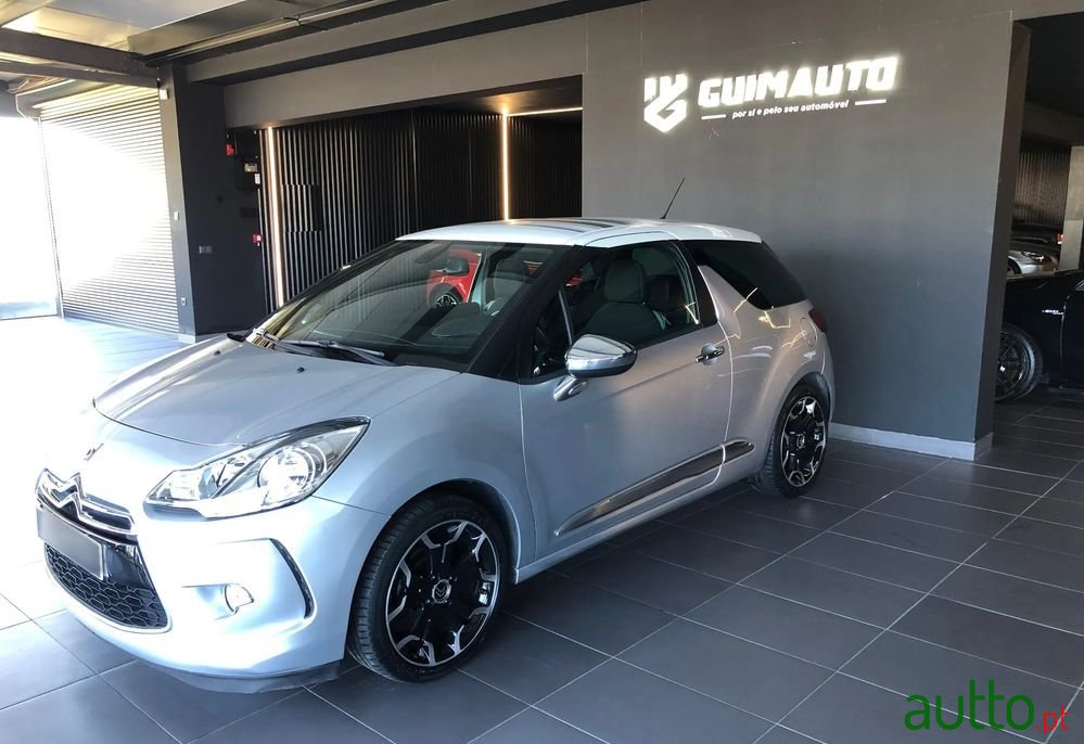 2012' Citroen DS3 photo #2