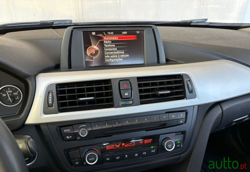 2015' BMW 316 D Advantage photo #5