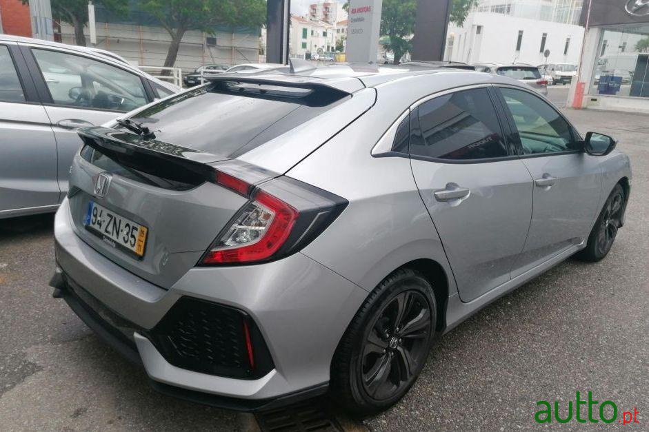 2019' Honda Civic photo #2