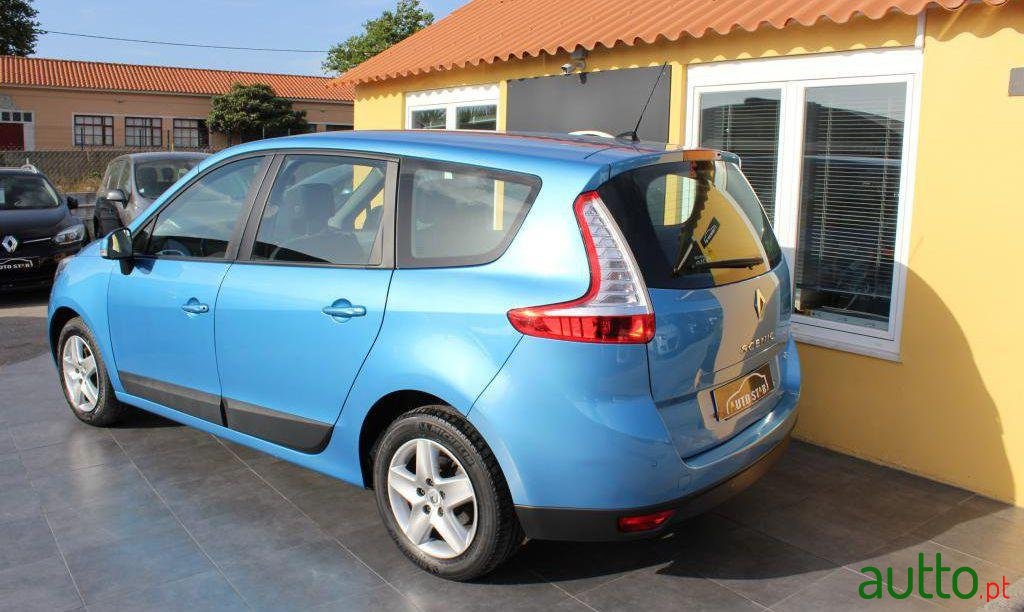 2013' Renault Grand Scenic 1.5 dCi Dynamique S 7L photo #2