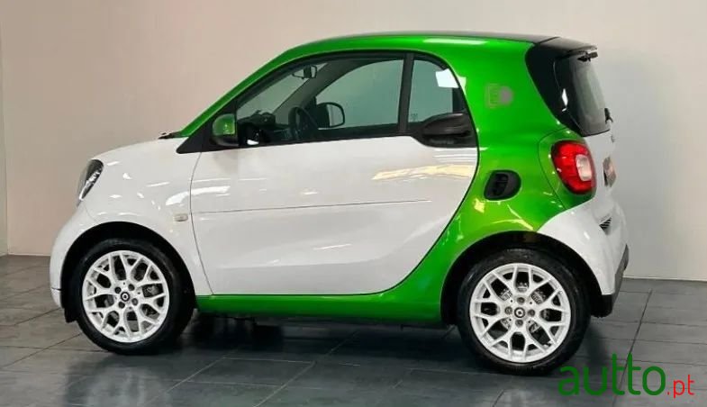 2018' Smart Fortwo photo #4
