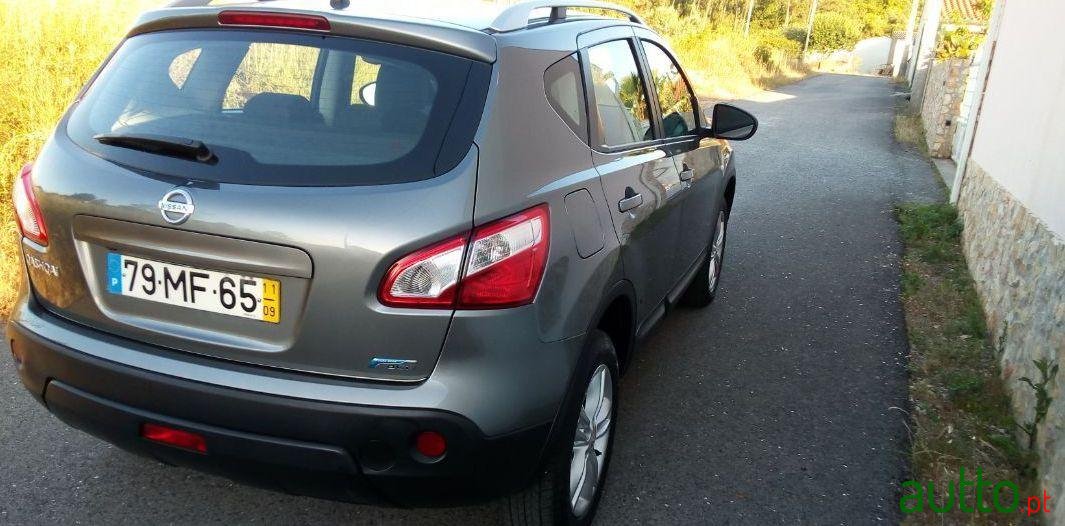 2011' Nissan Qashqai photo #4