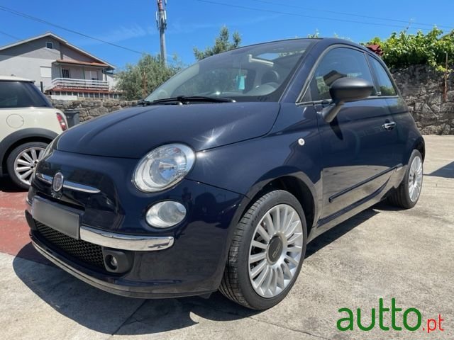 2011' Fiat 500C photo #1