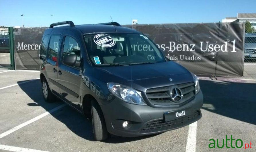 2014' Mercedes-Benz Citan photo #2