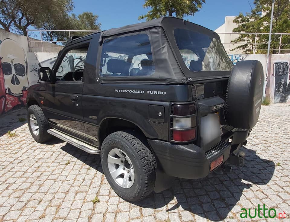 2012' Mitsubishi photo #6