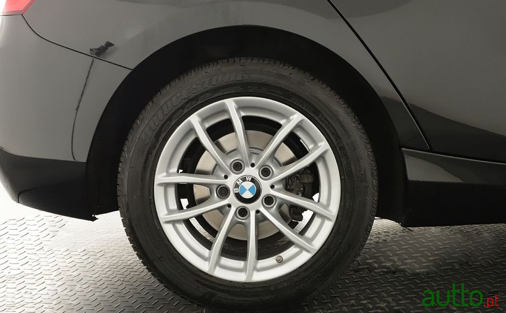 2019' BMW 116 D Line Sport Auto photo #5