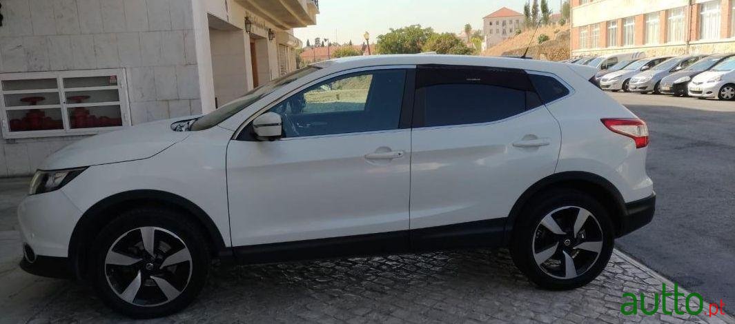 2015' Nissan Qashqai 1.2 Dig-T 360 photo #2