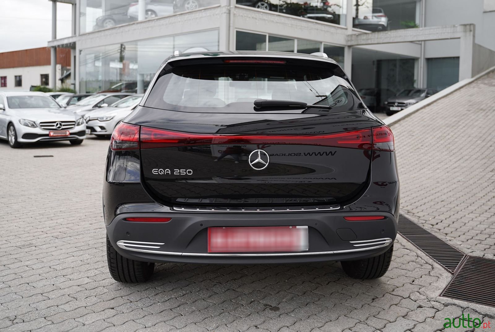2022' Mercedes-Benz EQA photo #1