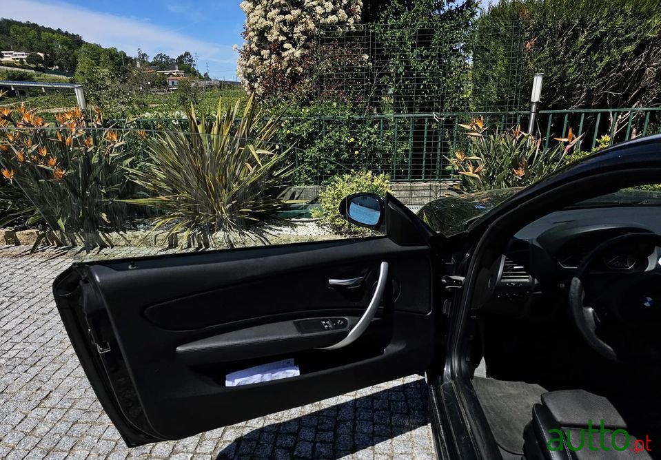 2008' BMW 118 photo #3