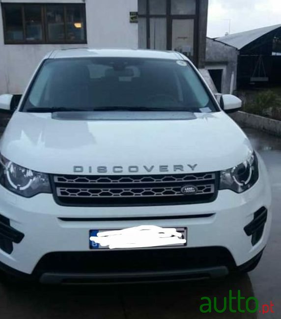2016' Land Rover Discovery Sport photo #4
