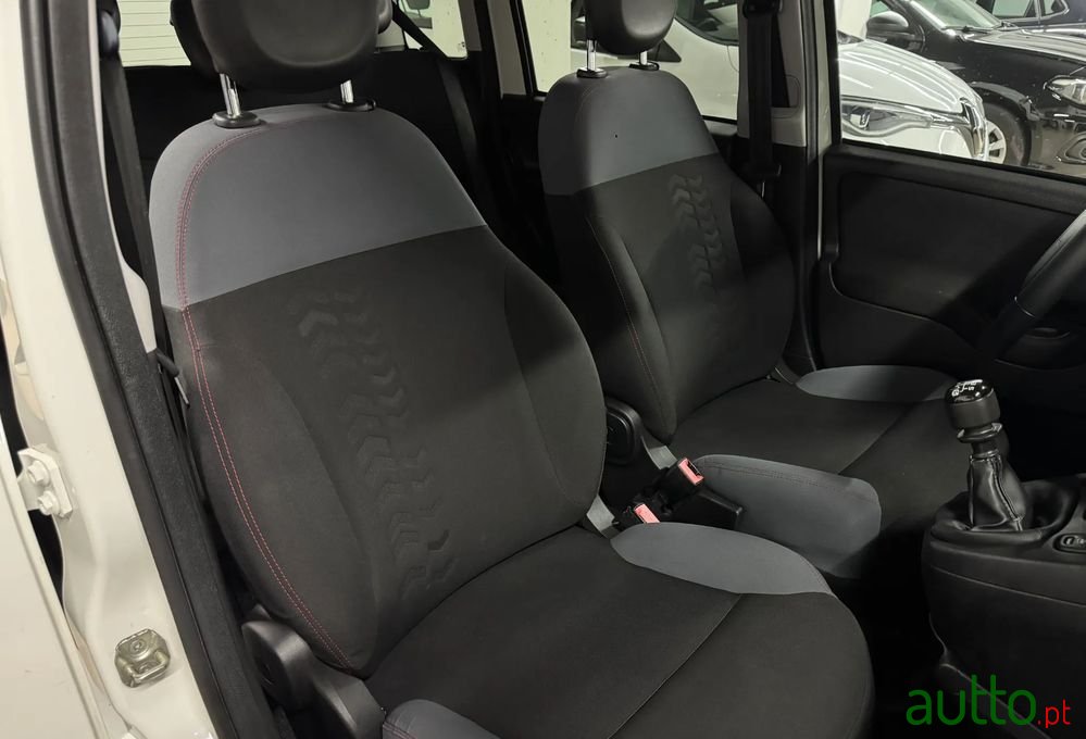 2019' Fiat Panda 1.2 Lounge S&S photo #4
