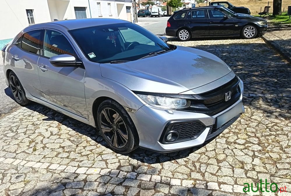2018' Honda Civic photo #3