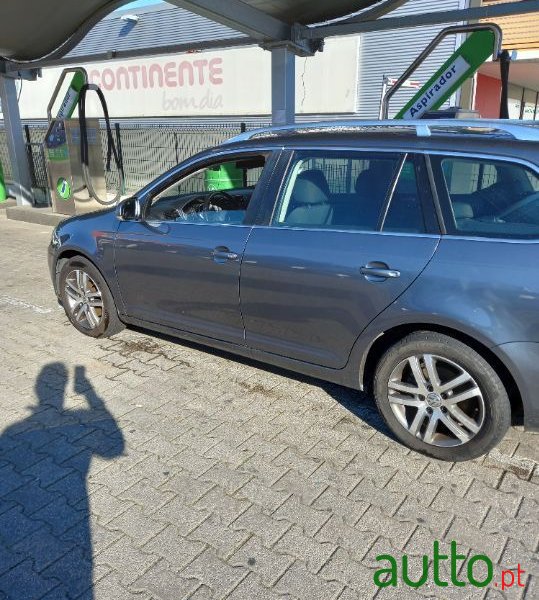 2012' Volkswagen Golf Variant photo #4