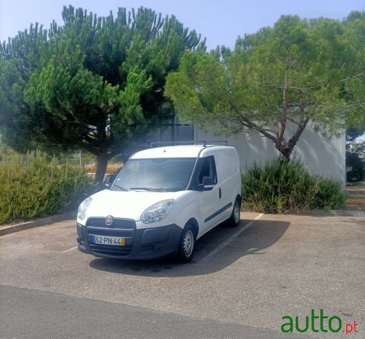 2015' Fiat Doblo photo #1