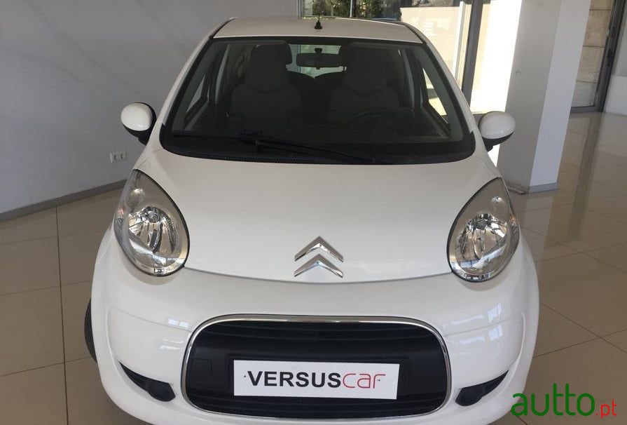 2009' Citroen C1 photo #2