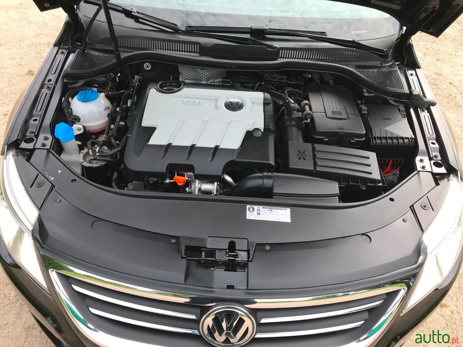 2012' Volkswagen Passat CC 20 photo #5