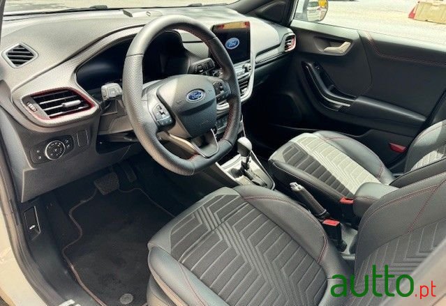 2023' Ford Puma photo #5