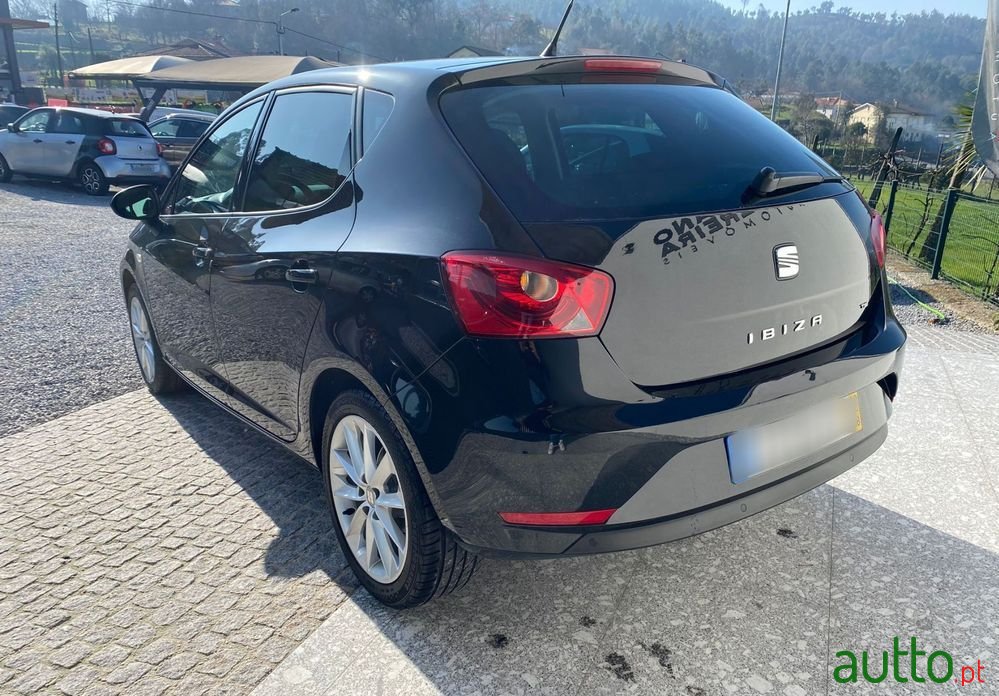 2013' SEAT Ibiza 1.2 Tsi Style photo #5