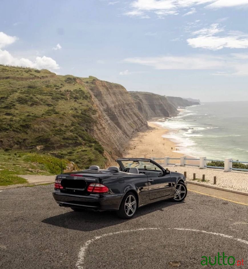 2002' Mercedes-Benz Classe Clk photo #6