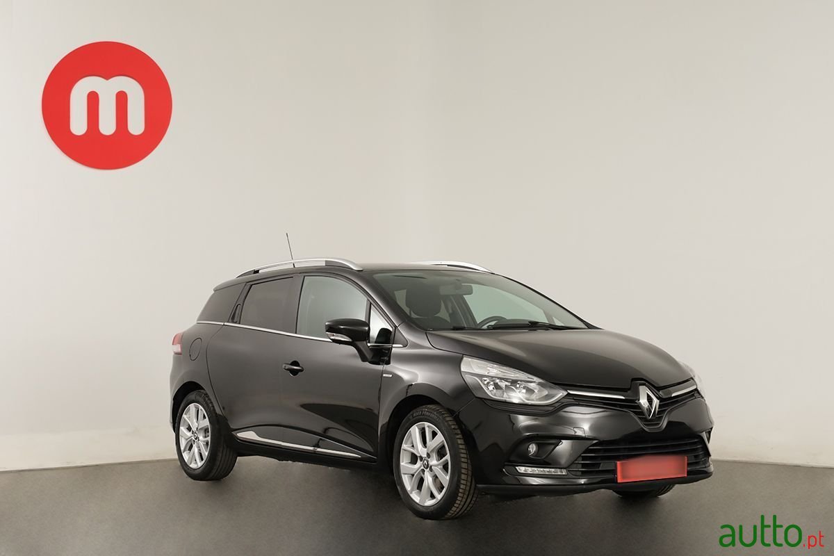 2018' Renault Clio Sport Tourer photo #1