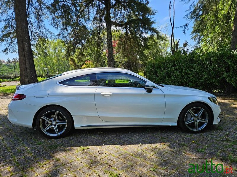 2015' Mercedes-Benz C 250 photo #4