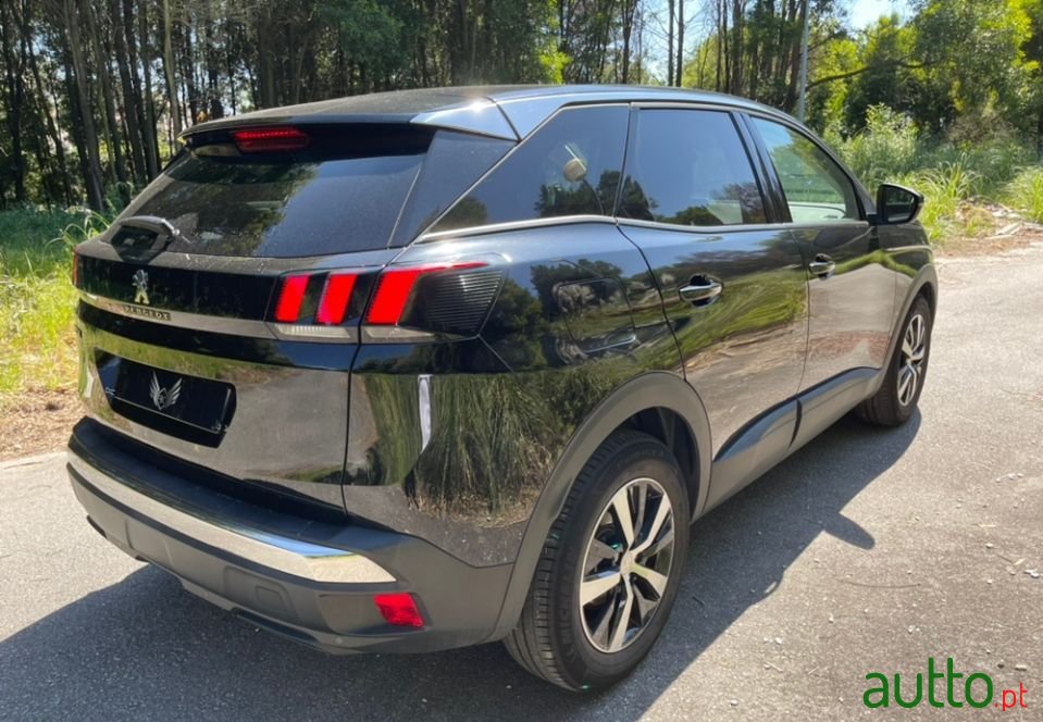 2017' Peugeot 3008 photo #5