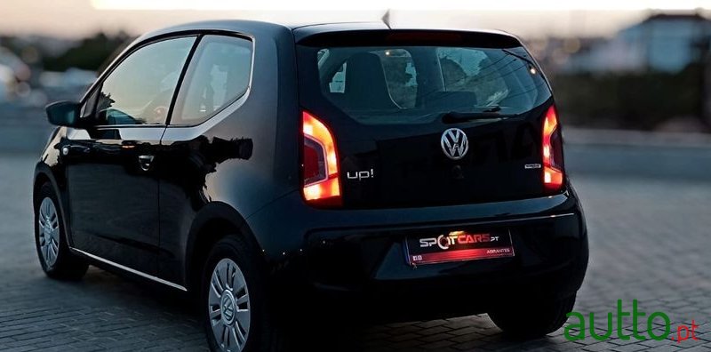 2013' Volkswagen Up! photo #1