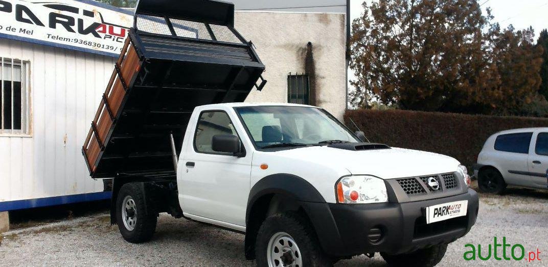 2011' Nissan Pick-Up Np300 4X4 photo #1