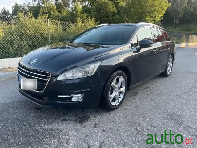 2014' Peugeot 508 Sw photo #2