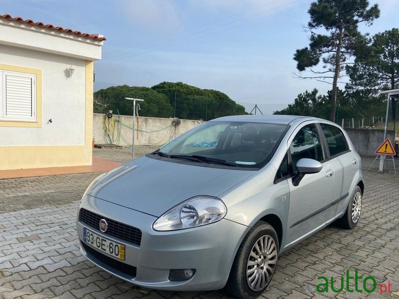 2008' Fiat Grande Punto photo #1