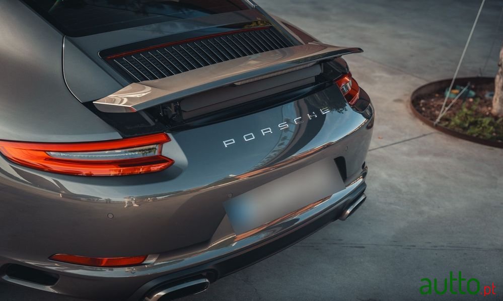 2017' Porsche 911 Carrera 2 Pdk photo #6