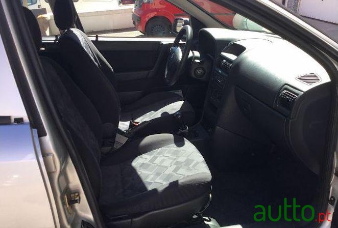 1998' Opel Astra Caravan photo #1