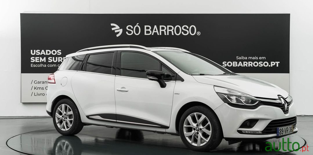 2018' Renault Clio Sport Tourer photo #5