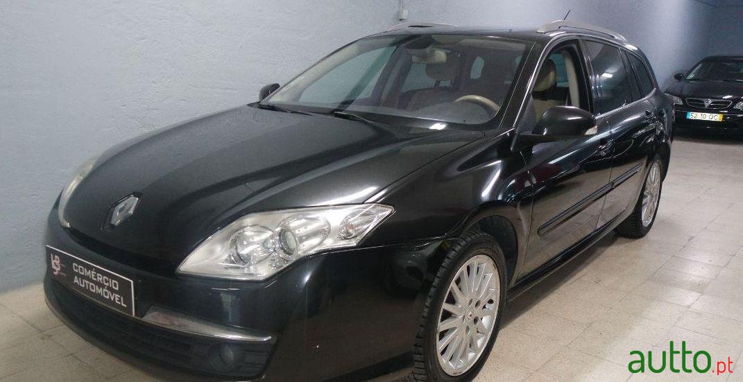 2008' Renault Laguna Break photo #1