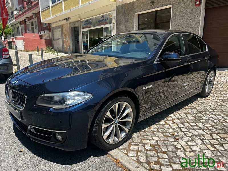 2017' BMW Série 5 D Line Luxury Auto photo #1