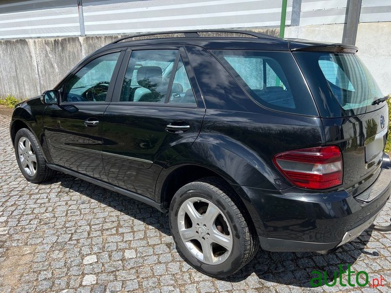 2006' Mercedes-Benz ML 320 Cdi photo #4