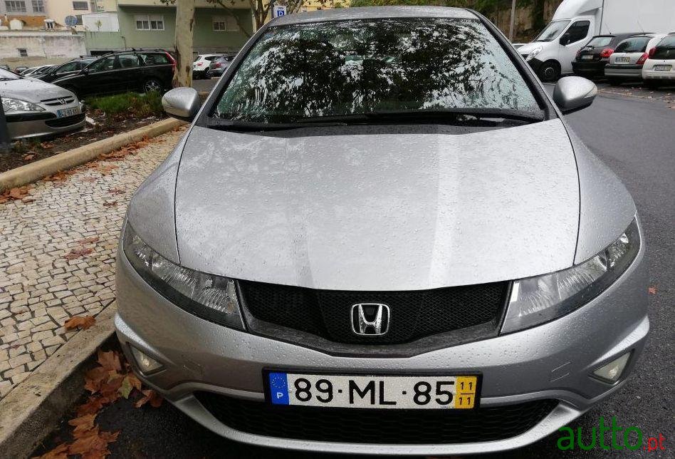 2011' Honda Civic 1 Dono photo #2