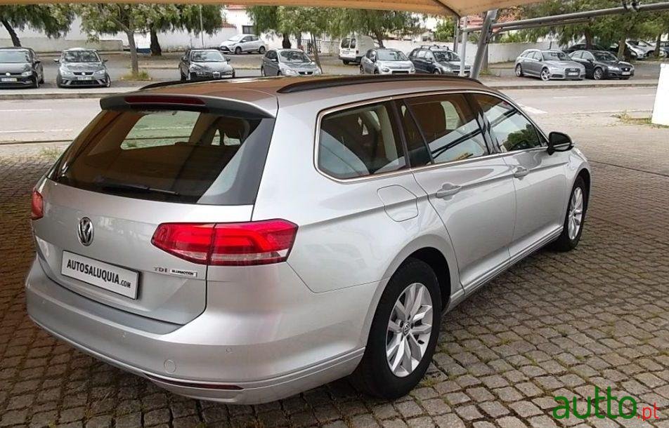 2015' Volkswagen Passat Variant photo #3