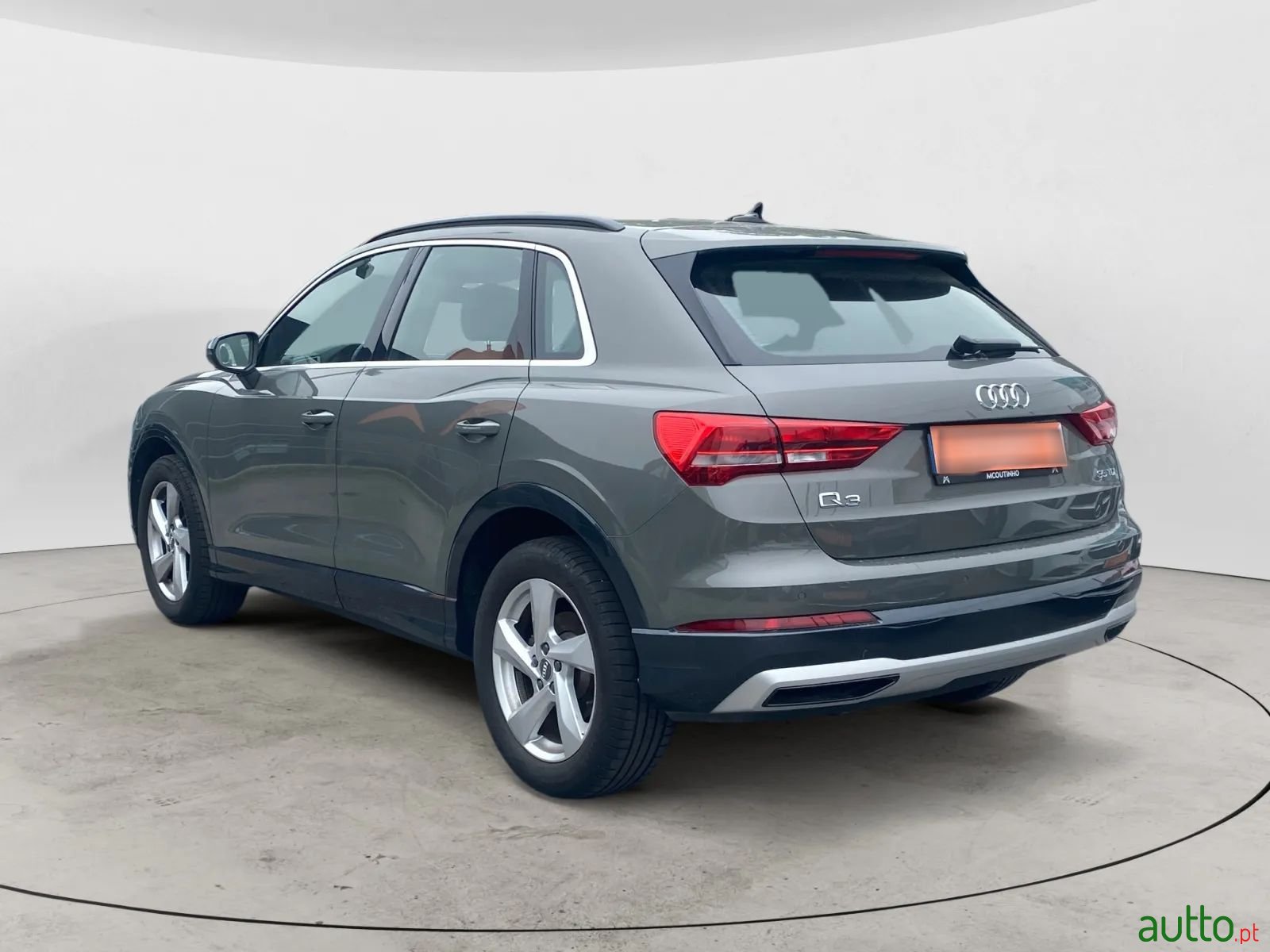 2020' Audi Q3 photo #3