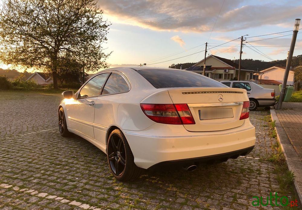 2010' Mercedes-Benz CLC 160 photo #4