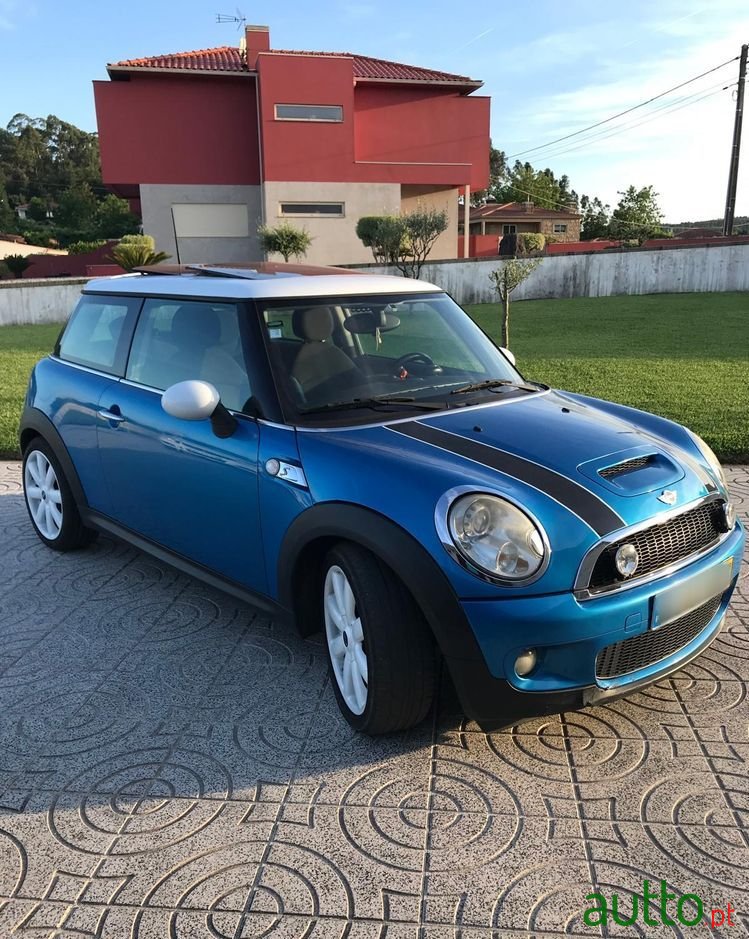 2008' MINI Cooper S photo #3