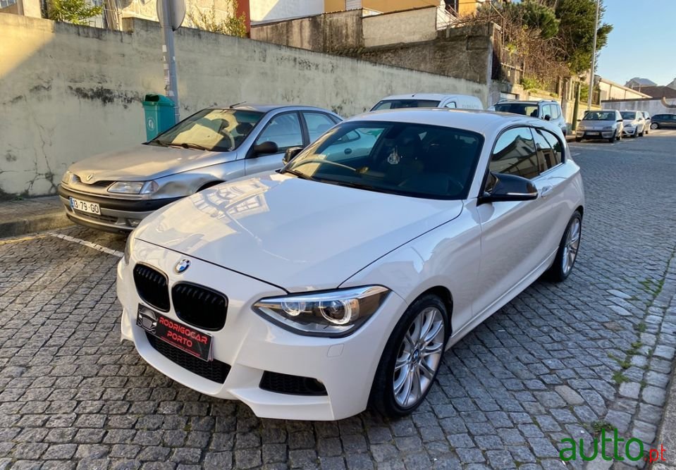 2012' BMW 118 photo #2