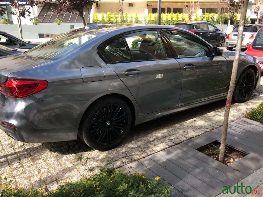 2017' BMW 530 photo #4