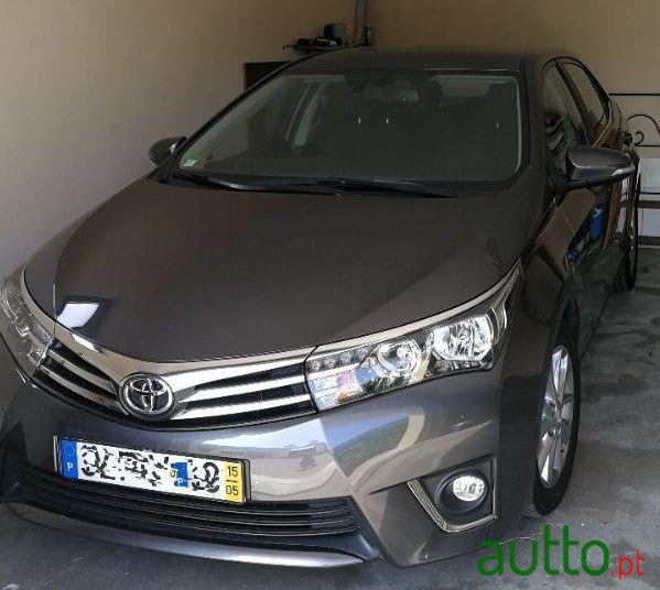 2015' Toyota Corolla photo #2