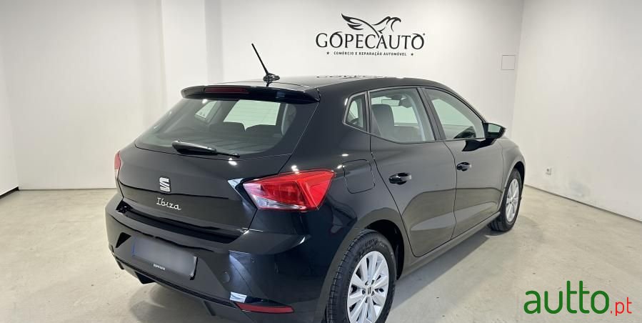 2023' SEAT Ibiza 1.0 Tsi Style Dsg photo #6