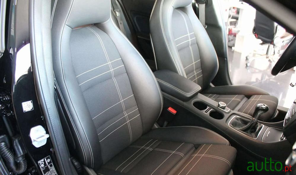 2017' Mercedes-Benz Classe A photo #6