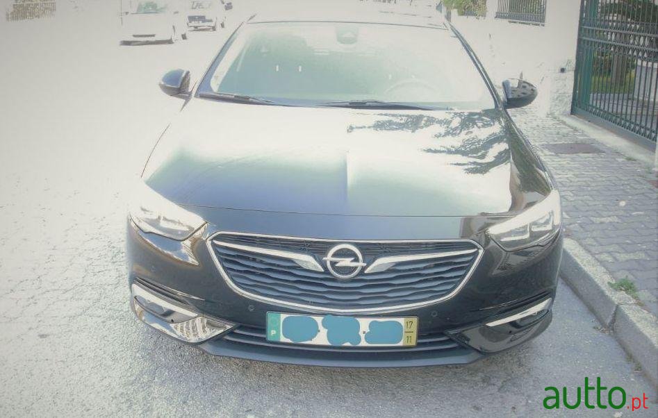 2017' Opel Insignia Sports Tourer photo #1