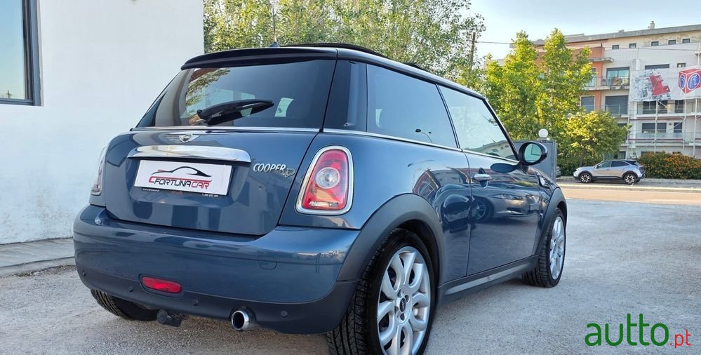 2009' MINI Cooper D 3 Portas photo #4